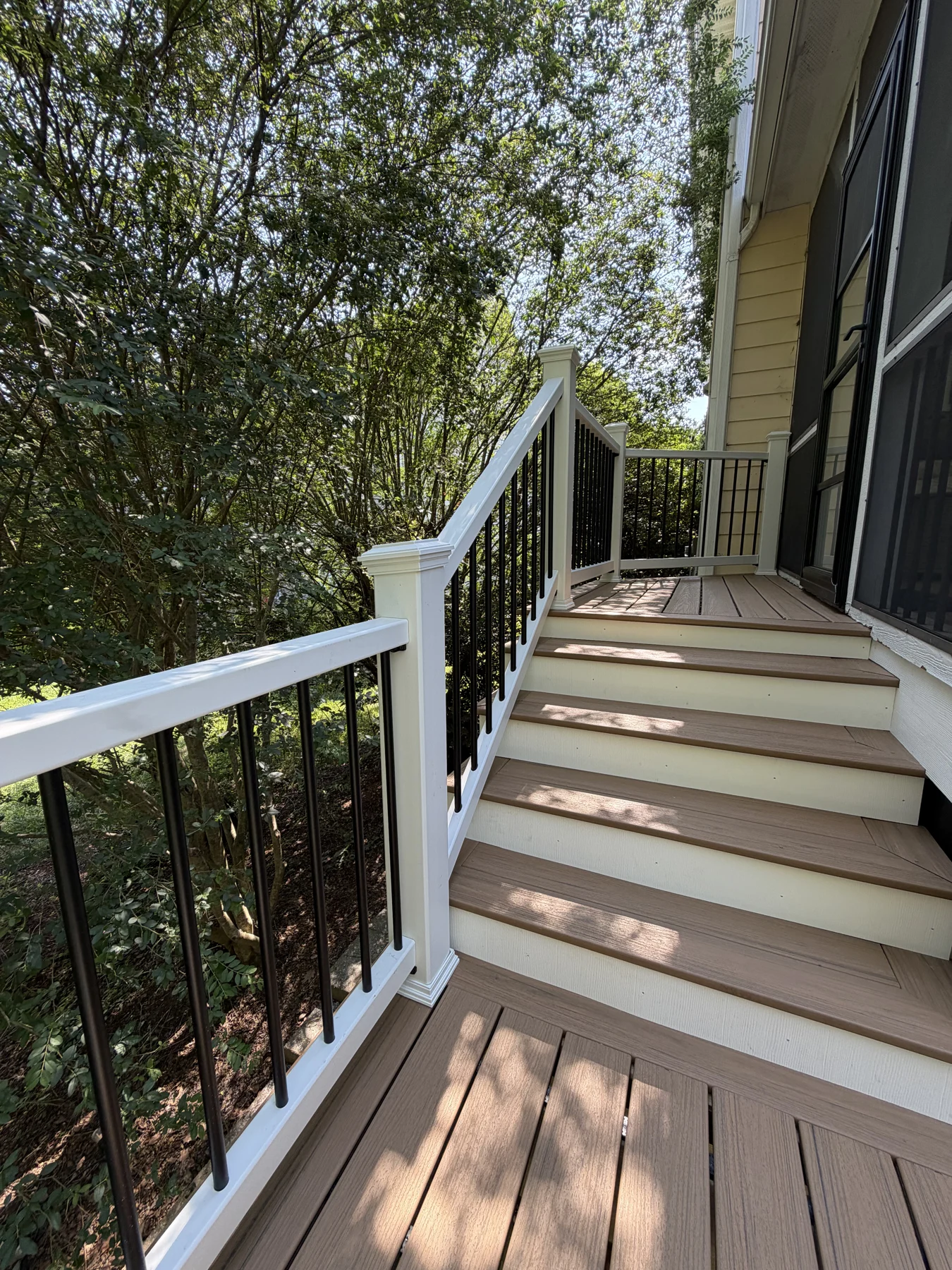 Connected from porch to garden. &mdash; project photograph